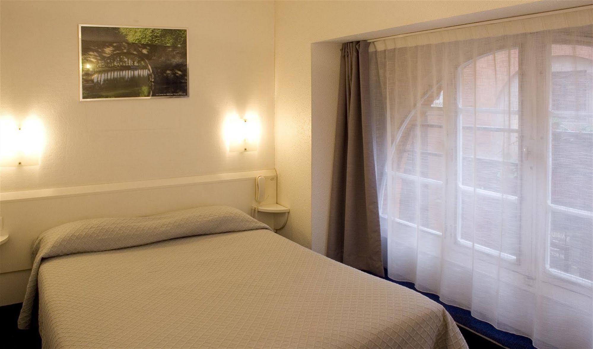 Hotel Ours Blanc - Centre Toulouse Eksteriør billede